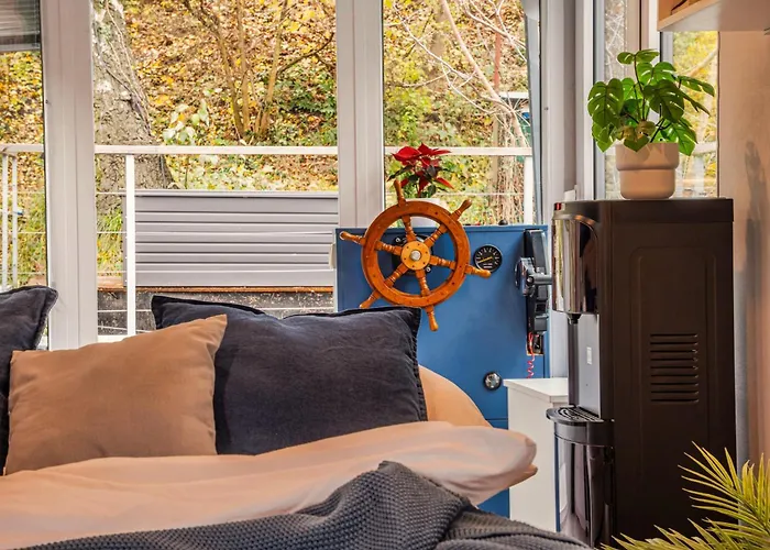 Houseboat With Paddle Boat -sail, Explore And Relax