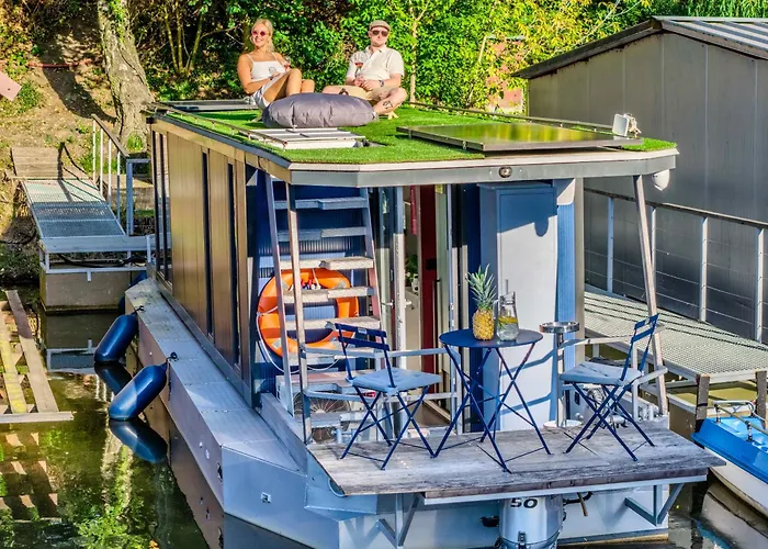 Houseboat With Paddle Boat -sail, Explore And Relax *