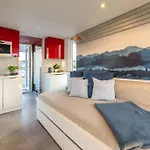 Houseboat With Paddle Boat -sail, Explore And Relax Tekne Prag