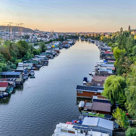 Romantic Houseboat In With Paddle Boat Botel Prague