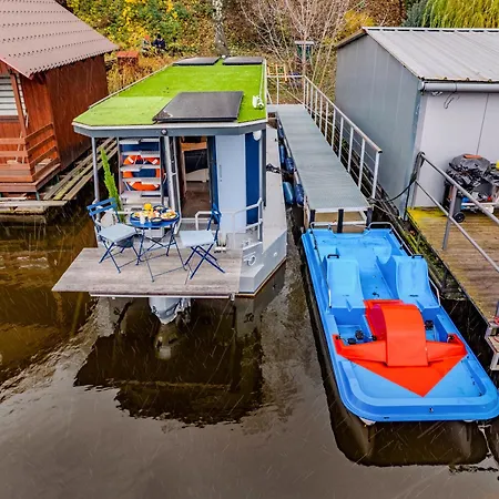 Romantic Houseboat Neptun In Prague With Paddle Boat