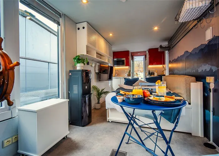 Houseboat With Paddle Boat -sail, Explore And Relax Tekne *